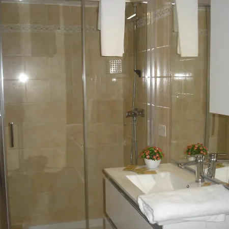 Tatil Evi Sunflower Cosy Ac And Parking Space Monterosso al Mare