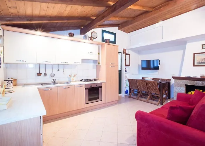 SUNFLOWER Cosy Cottage AC&Parking space Monterosso al Mare